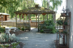 How to Have a Deck Your Neighbors will Drool Over