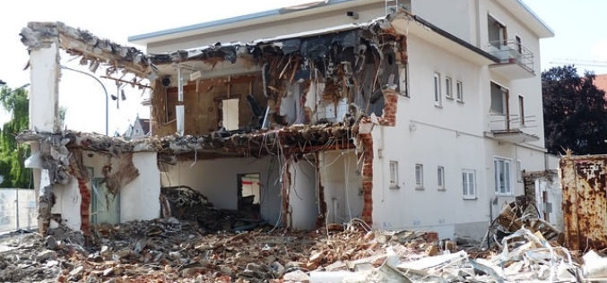 Demo Aftermath: 4 Steps to Help Make Home Renovation Simple