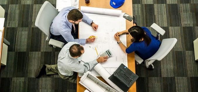 Home Renovation: Hiring Pros vs. DIY