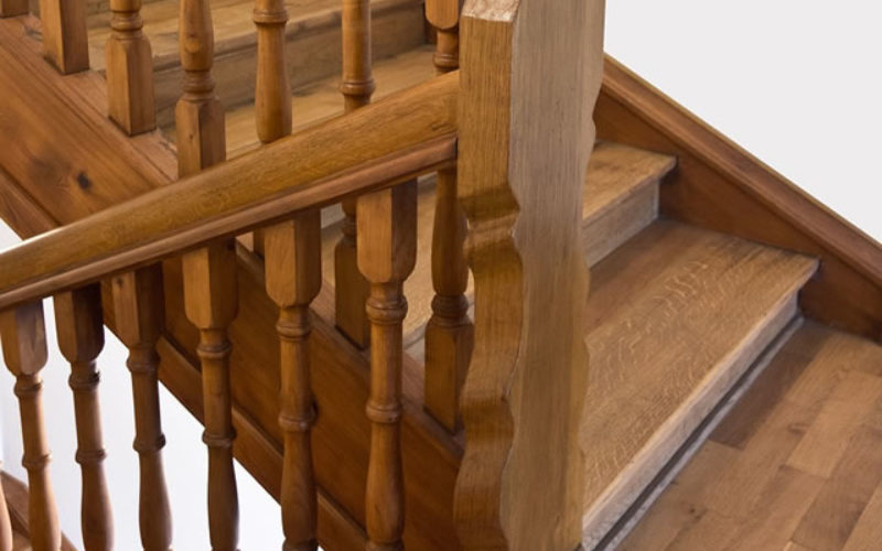 How to Restore Your Wooden Staircase?