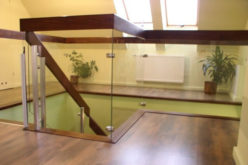 Give a New Look to Your Home with Glass Balustrades