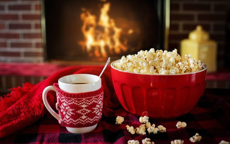 <span>Sunday Morning Tip for Dec 24:</span> Spend Christmas Eve In Front of Your Fireplace