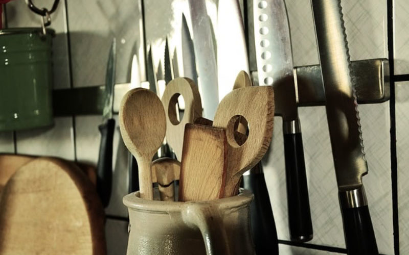 7 Tips to Consider and Follow While Planning to Renovate Your Kitchen On a Budget