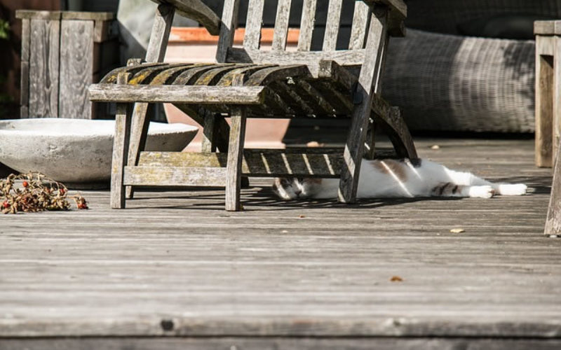 7 Tips for Taking Your Deck from Drab to Delightful