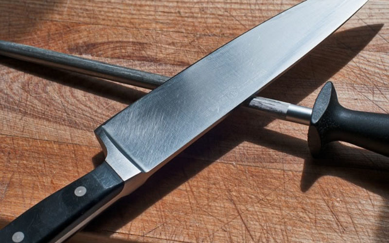 Different Types of Elements Used for Knife Sharpening