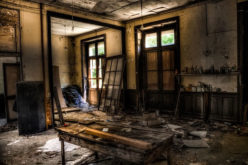 4 Real Reasons to Renovate a Ruined House