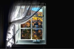 Old Home Renovations: 3 Reasons to Replace Your Windows before This Fall