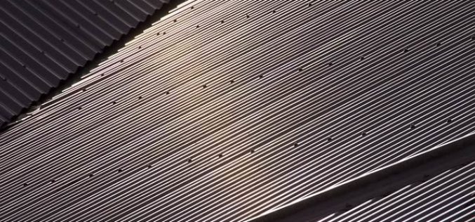 4 Reasons to Consider Installing a Metal Roof over Other Types