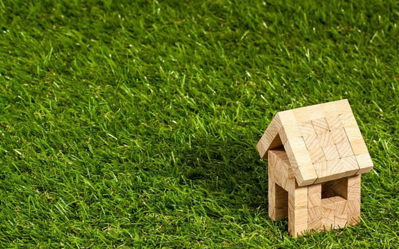 Roof Analysis: Should You Recover the Roof—or Replace It?