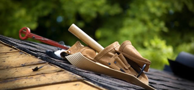 How Having The Right Roofing Tools Can Make All The Difference