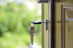 <span>How to Series:</span> The Pros and Cons of Updating Your Front Door
