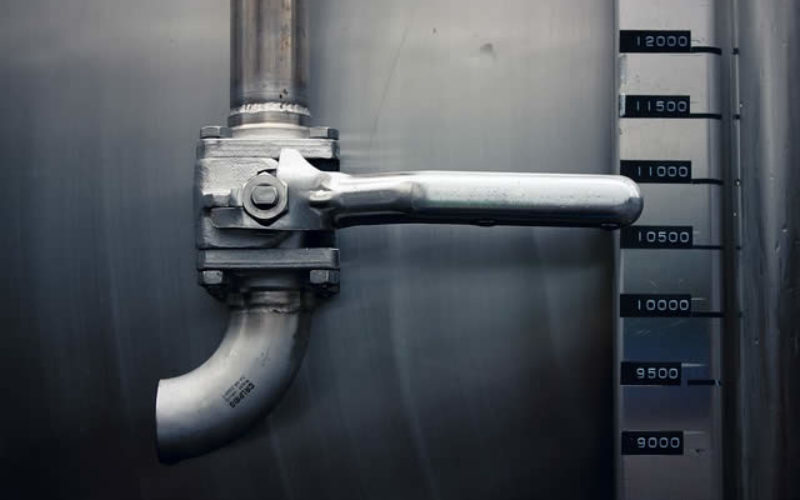 5 Reasons Why Hiring a Professional Plumber is Worth Every Penny