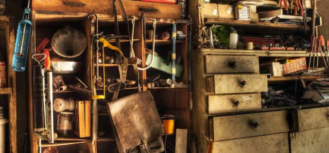 7 Ways to Hang Your Tools In The Garage