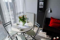 Creative Ways to Spruce Up Your College Apartment