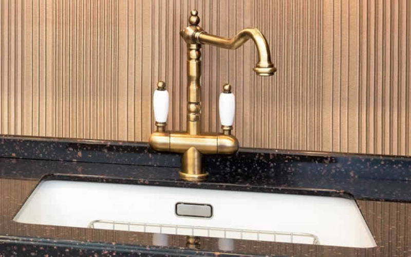 How To Decorate Your Kitchen Area In A Farmhouse Style?