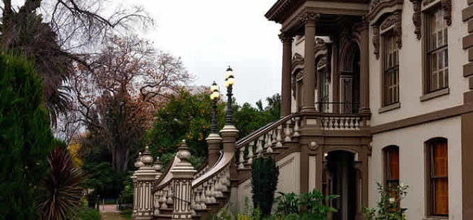 4 Tips for Preserving the Style of a Historic Home While Renovating