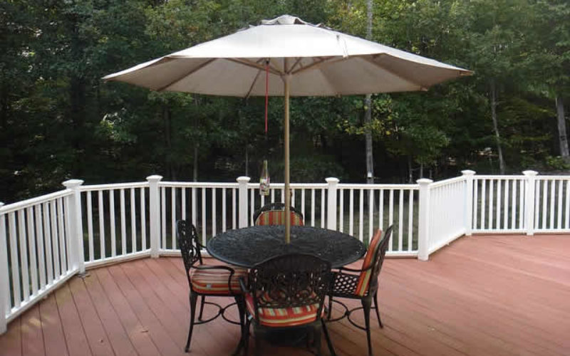 Deck Building Tips To Spruce Up A Yard