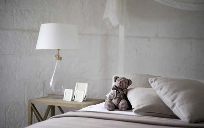 Best Tips to Adorn Your Bedroom Without Piling Up Debts
