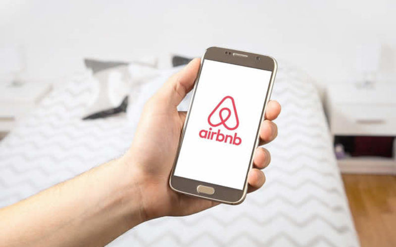 Opening Your Home to Airbnb Guests – How to Make it Work