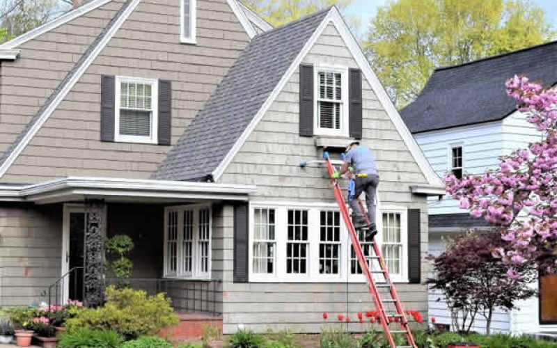 Benefits of Hiring Alexandria Siding Remodelers