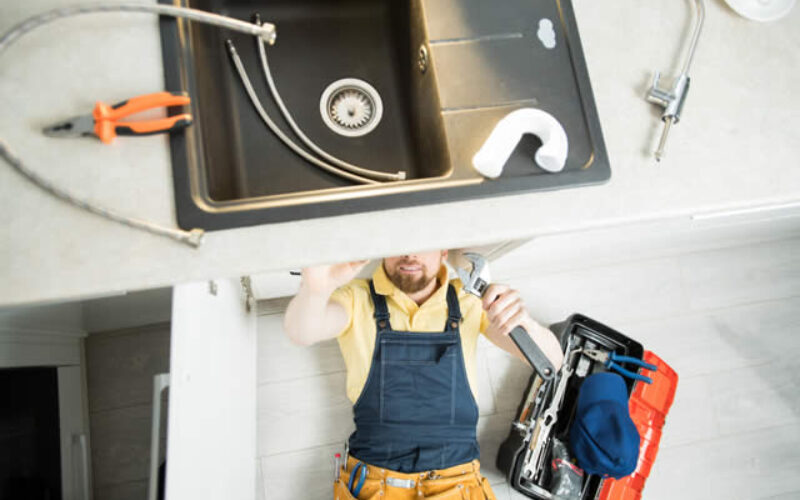 4 Plumbing Problems You Can Attribute to the Seasons