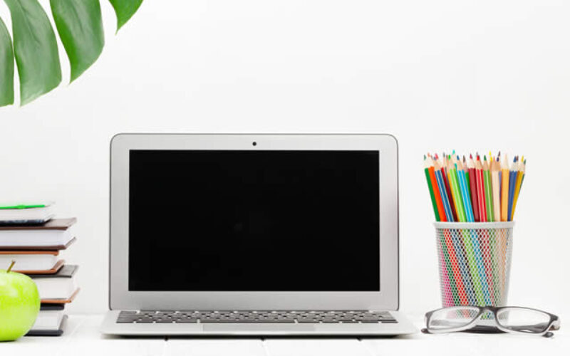 How to Decorate Your Home Office to Look Professional