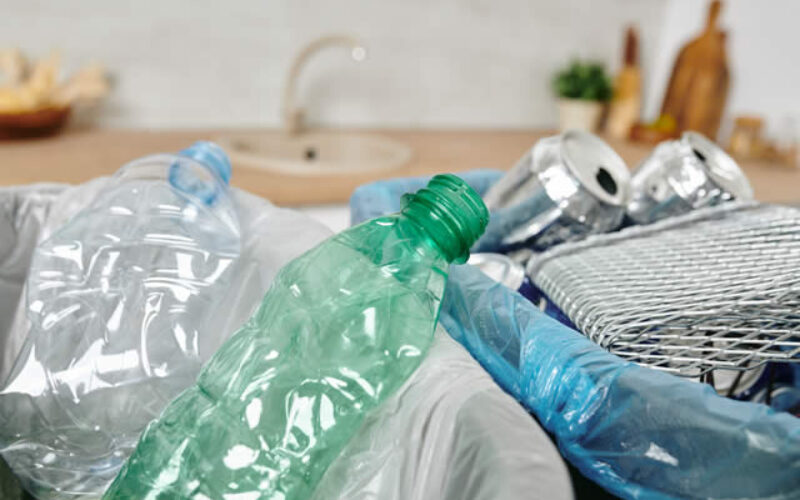 Simple and Effective Ways Of Managing Waste At Home