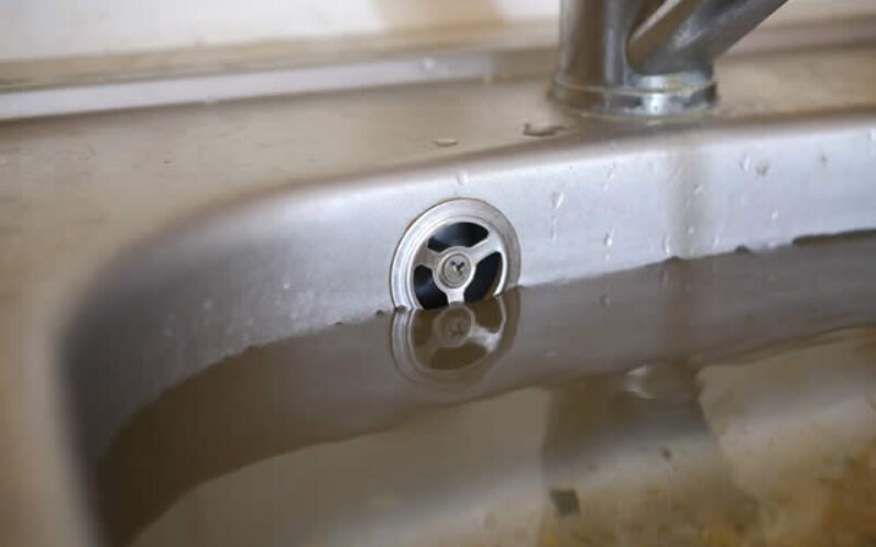 Three Situations When You Need to Call an Emergency Plumber