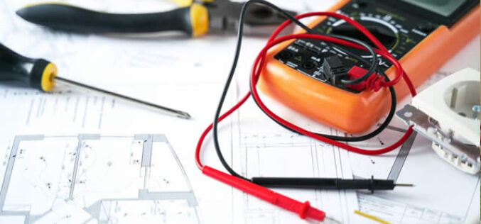 3 Electrical Repairs a DIYer Can Do and 3 That You Should Always Leave to the Pros