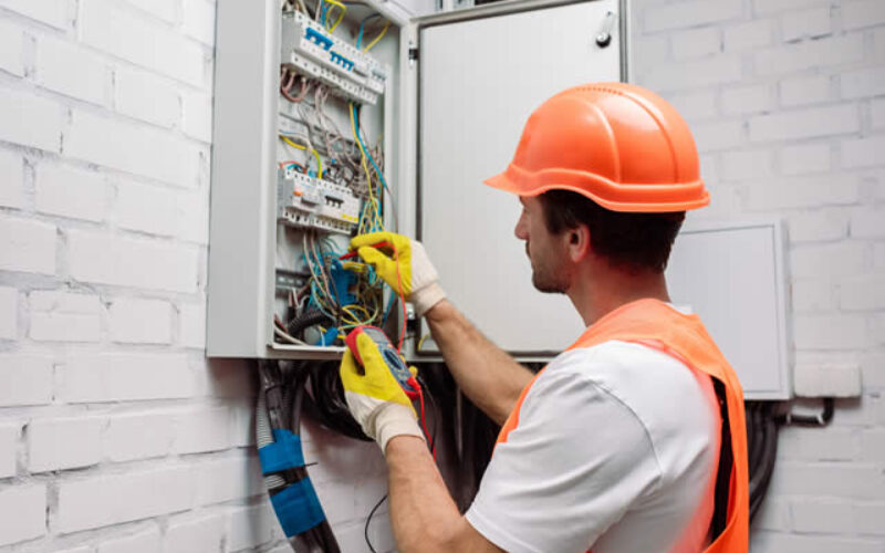 Tips for Hiring the Right Electrician