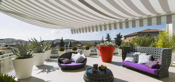 The Ultimate Buyer’s Guide to Outdoor Awnings