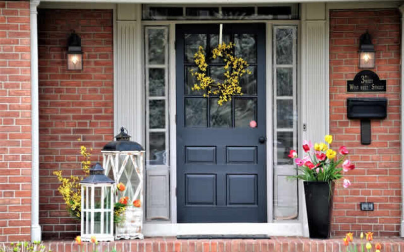 7 Considerations When Choosing an Exterior Door