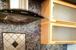 How to Choose the Right Range Hood for Your Kitchen