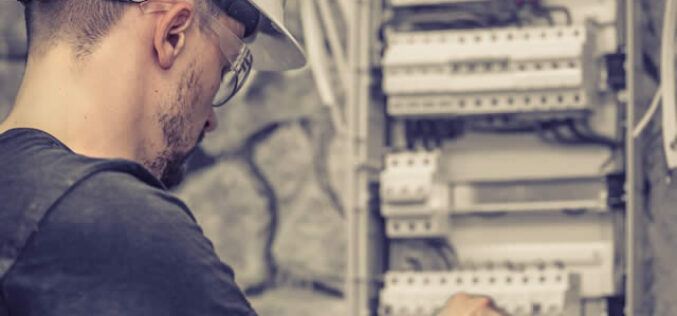 Why You Should Hire a Licensed Electrician for Your Home Renovation