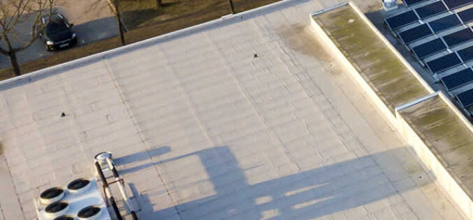 Tips on Working with a Commercial Roof Replacement Services