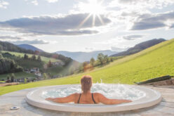 Efficient Ways To Routinely Clean Your Hot Tub