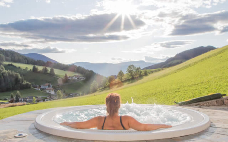 Efficient Ways To Routinely Clean Your Hot Tub