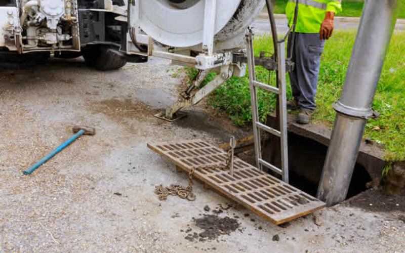 4 Ways to Help You Maintain Your Septic Tank