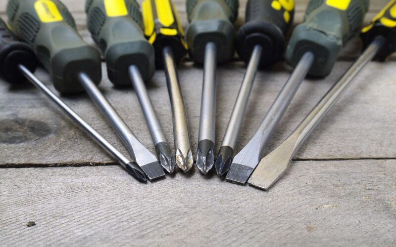 Essential and Useful Home Tools for Every DIYer