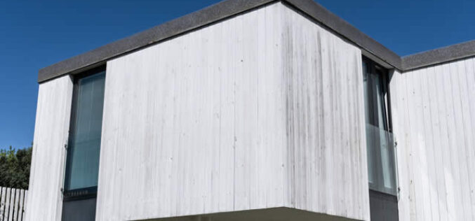 Got a Flat Roof? How to Keep It Maintained for a Long Life