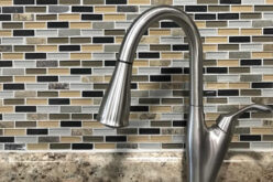 Tips for Choosing Backsplash Tile for the Kitchen Behind the Stove
