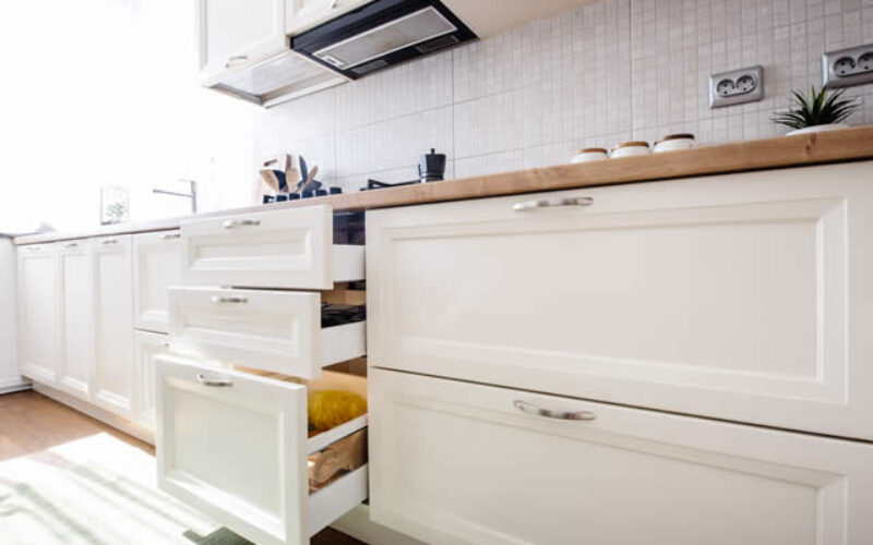 Benefits of a Customized Cabinet