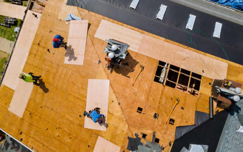 How to Tell When It’s Time to Repair a Roof?