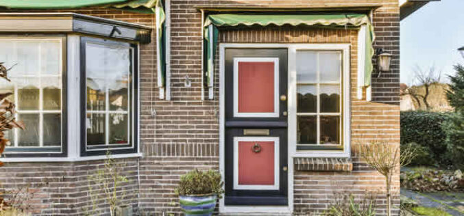 Top 5 Signs You Need to Replace Your Front Door