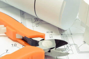 Don’t Let Electrical Issues Slip Through the Cracks: 5 Signs You Need Electrical Repair