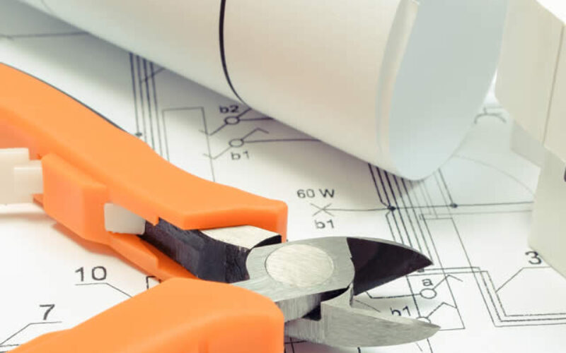 Don’t Let Electrical Issues Slip Through the Cracks: 5 Signs You Need Electrical Repair