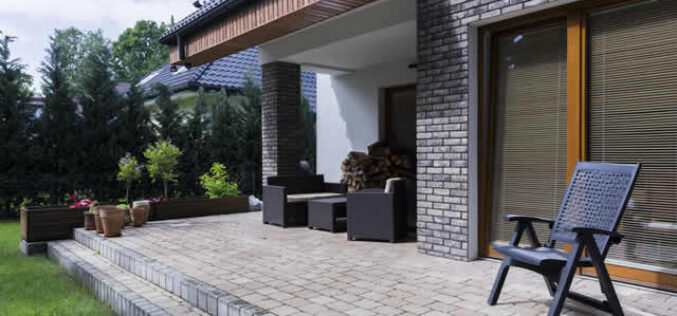 Useful Guide To Decorating Your Patio For The Summer