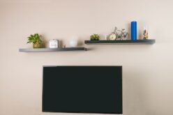Tips for Hanging Floating Shelves in Your Home