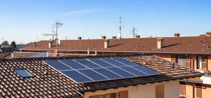 How to Make the Most of Your Solar Panels in Cloudy Weather