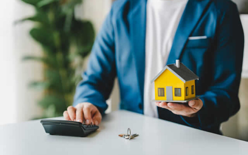 How to Navigate the Home Buying Process and Get Financial Support